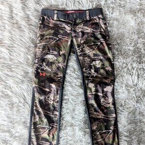 NWOT - Under Armour Women's Ridge Reaper Fitted Forest Camo Pants